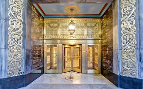 Hampton Inn And Suites Cincinnati - Downtown